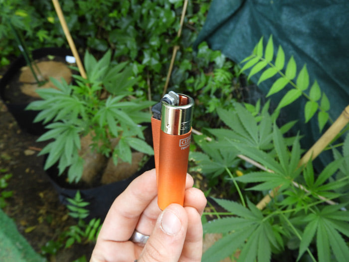 Revés del Mechero Clipper Metallic Gradient 5 color naranja degradado